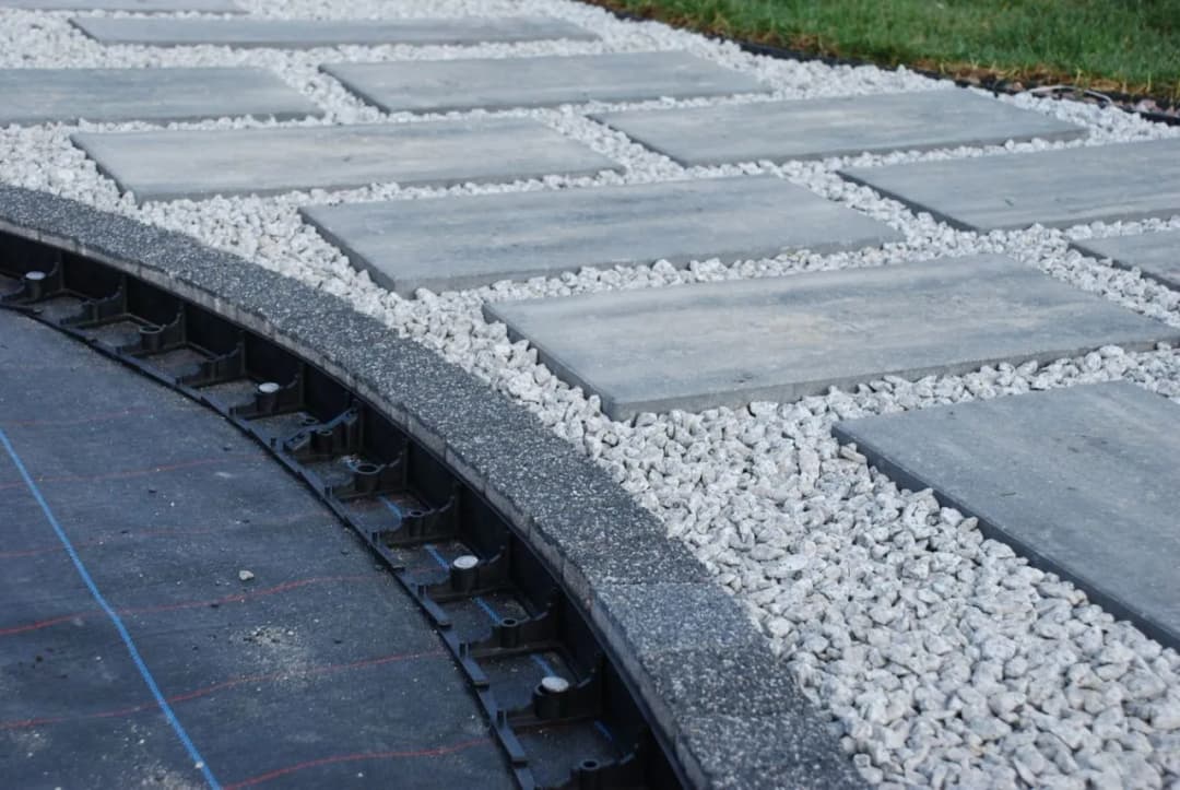 Ekobord stabilny? Jakie kotwy wybrać i jak je zamontować?